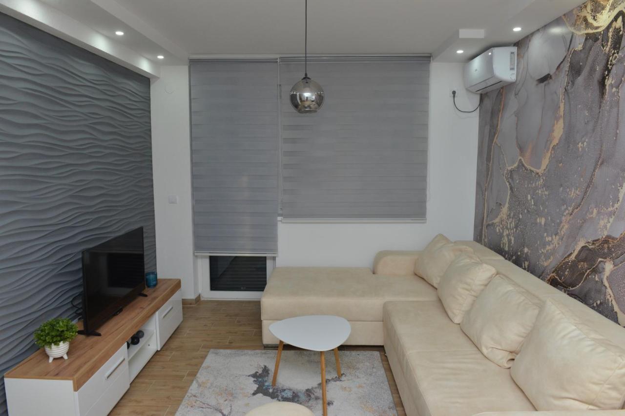 Apartman Martenovic 2 Apartment Vrnjačka Banja Екстериор снимка